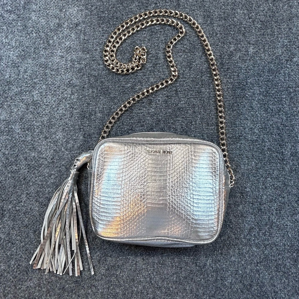 Victoria's Secret Purse Fashion Show Silver Metallic Cross Body Bag Tassel